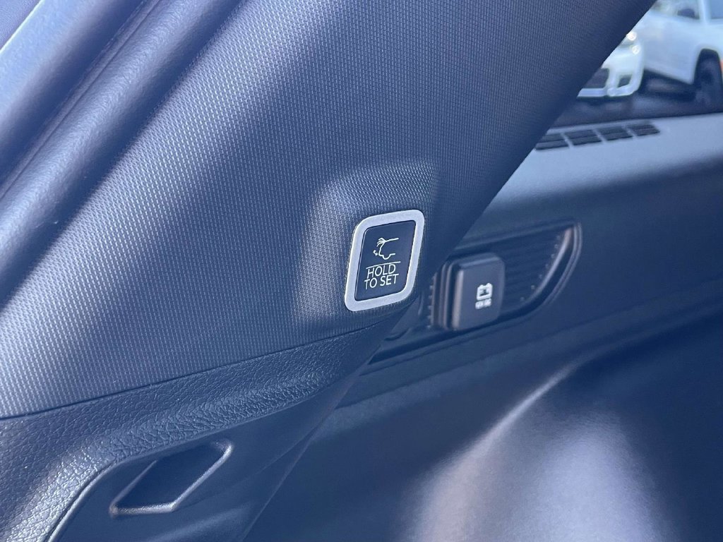 New 2026 Jeep Grand Cherokee Altitude AWD/4WD image 38