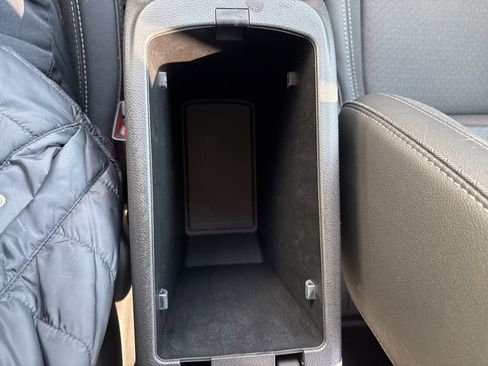 Used 2024 Buick Encore GX Preferred image 32