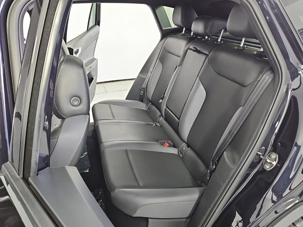 Used 2023 Volkswagen ID.4 Pro S RWD image 21