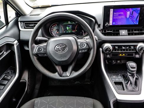 Used 2024 Toyota RAV4 XLE image 19