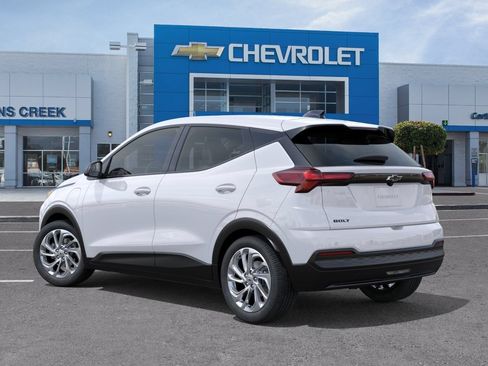 New 2027 Chevrolet Bolt LT w/ Comfort Package FWD image 5