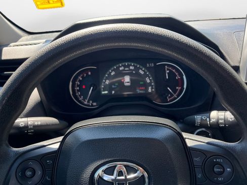 Certified 2025 Toyota RAV4 XLE FWD image 11