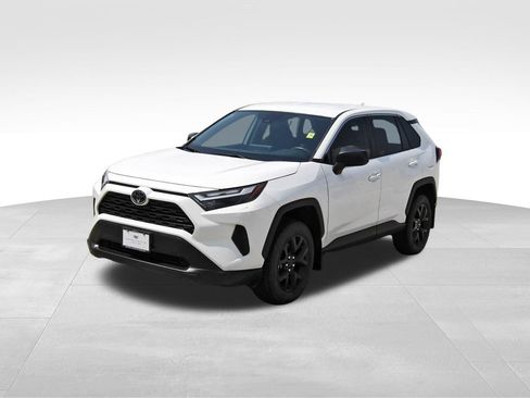 Used 2024 Toyota RAV4 LE FWD image 2