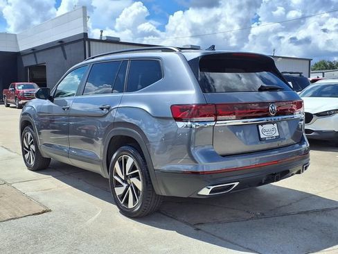 Used 2024 Volkswagen Atlas SE FWD image 7