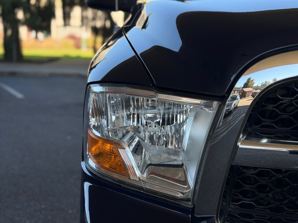 Used 2012 RAM 1500 Classic SLT w/ Popular Equipment Group AWD/4WD image 11