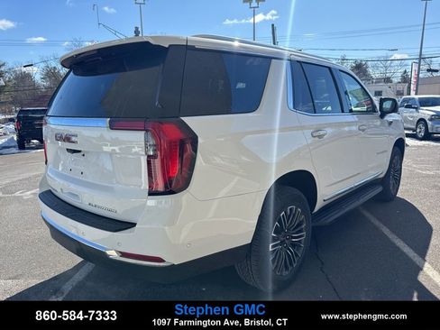 New 2026 GMC Yukon Elevation w/ Elevation Premium Package image 7