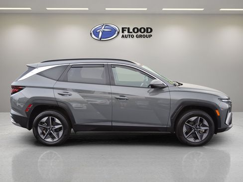 Used 2025 Hyundai Tucson SEL AWD/4WD image 3