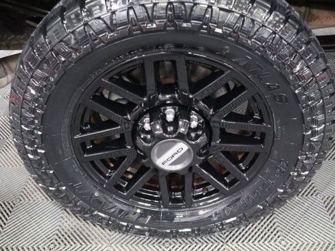 Used 2022 Ford F250 Lariat w/ Lariat Ultimate Package AWD/4WD image 81