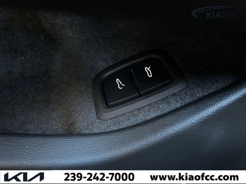 Used 2020 Chevrolet Corvette Stingray Preferred Cpe w/ 2LT Preferred Equipment Group image 25