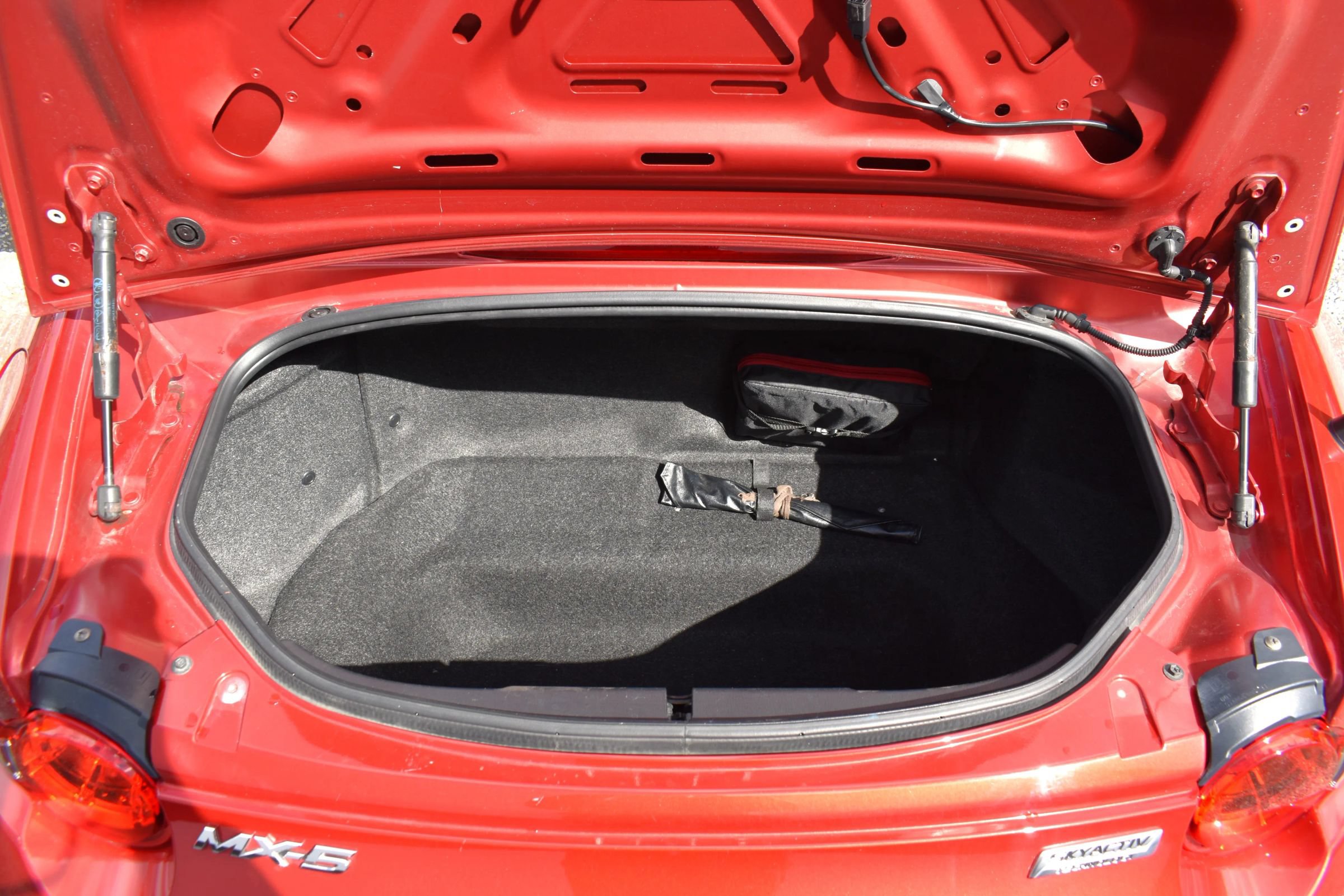 Used 2016 MAZDA MX-5 Miata Grand Touring RWD image 33