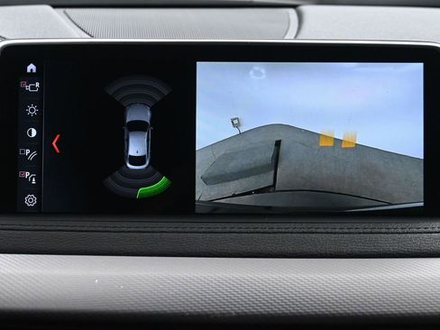 Used 2019 BMW X6 xDrive35i w/ M Sport Package image 32