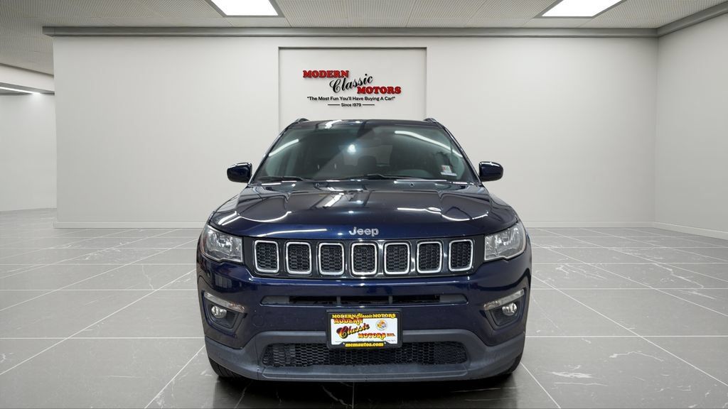 Used 2018 Jeep Compass Latitude w/ Popular Equipment Group AWD/4WD image 8