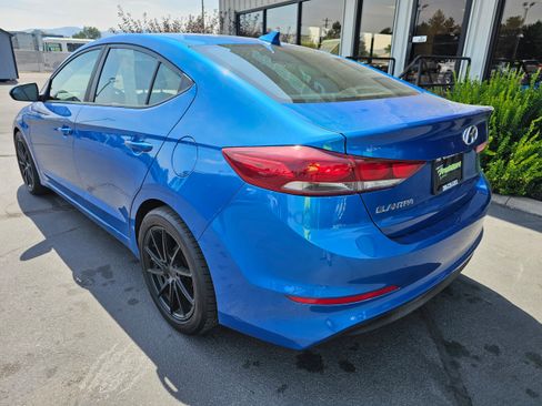 Used 2017 Hyundai Elantra SE image 5