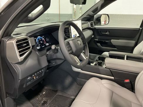 New 2026 Toyota Tundra Limited image 9