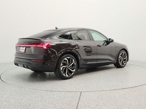 Used 2024 Audi Q8 e-tron Premium Plus w/ Premium Plus Package AWD/4WD image 5