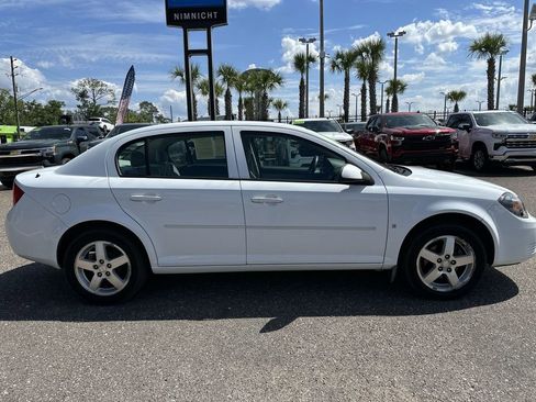 Used 2009 Chevrolet Cobalt LT w/ Preferred Equipment Group FWD image 17