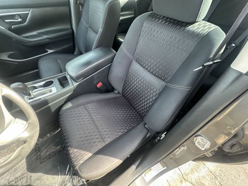 Used 2017 Nissan Altima 2.5 S w/ Power Driver Seat Package image 13