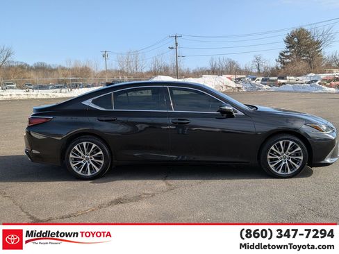Used 2019 Lexus ES 350 w/ Premium Package image 2