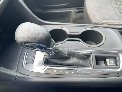 Used 2024 Chevrolet Equinox LT image 19