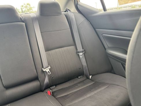 Used 2025 Nissan Altima 2.5 SV FWD image 34