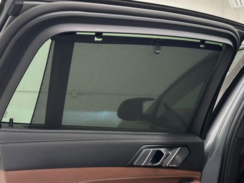 Used 2025 BMW X6 M60i image 38