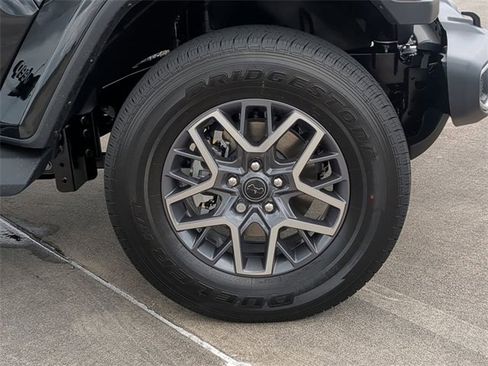 New 2025 Jeep Wrangler Sahara image 11