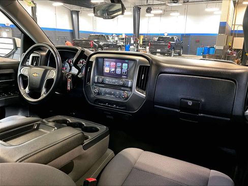 Used 2018 Chevrolet Silverado 1500 LT image 14