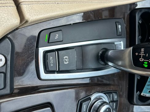 Used 2011 BMW 528i Sedan image 19