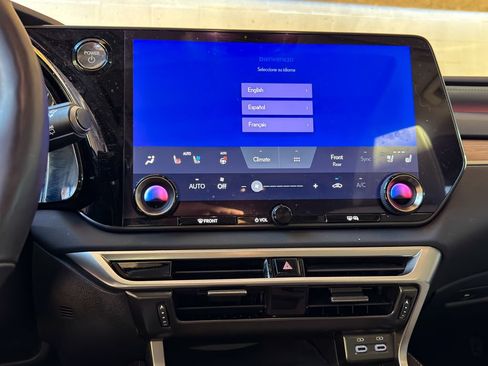 Used 2023 Lexus RX 350 w/ Accessory Package (Z1) AWD/4WD image 14