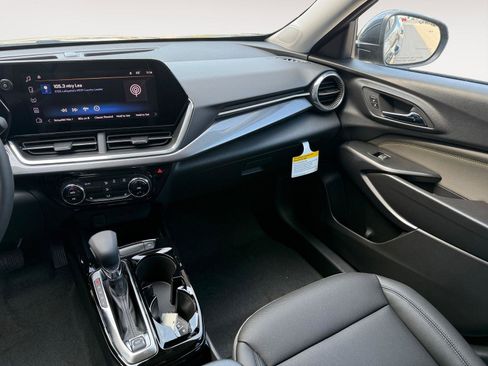 New 2026 Chevrolet Trax ACTIV image 12