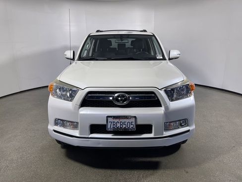 Used 2013 Toyota 4Runner SR5 w/ Convenience Pkg image 8