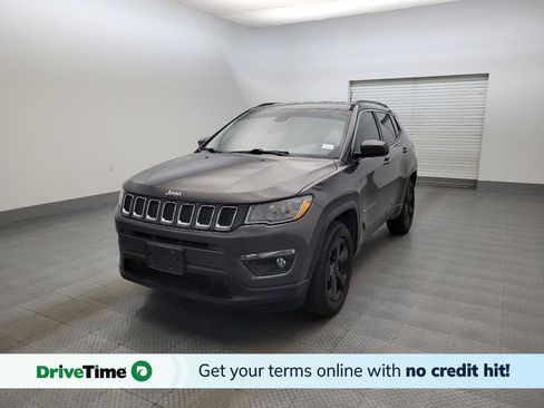 Used 2017 Jeep Compass Latitude w/ Popular Equipment Group AWD/4WD image 1