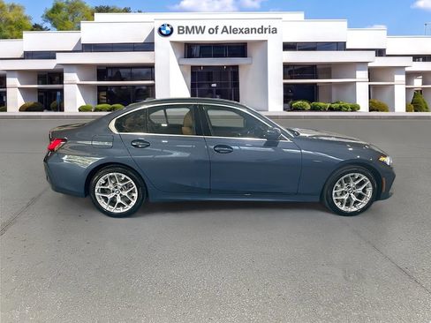 Used 2026 BMW 330i xDrive Sedan AWD/4WD image 4