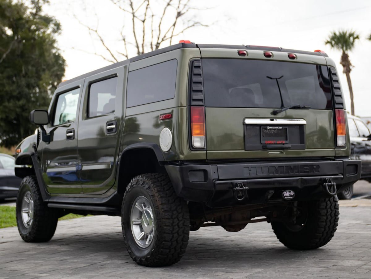 Used 2003 HUMMER H2 w/ Preferred Equipment Group AWD/4WD image 10