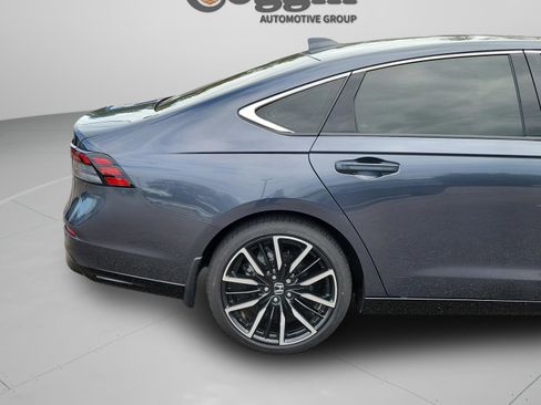 Used 2023 Honda Accord Touring image 29