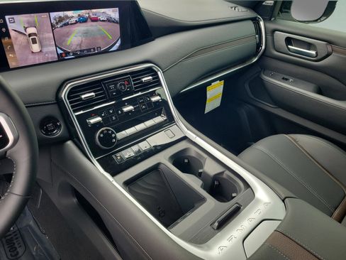 New 2026 Nissan Armada SL image 31