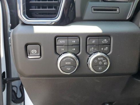 New 2026 GMC Sierra 1500 Denali AWD/4WD image 35