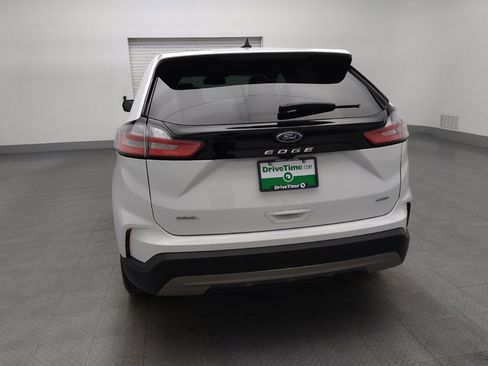 Used 2024 Ford Edge SEL image 6