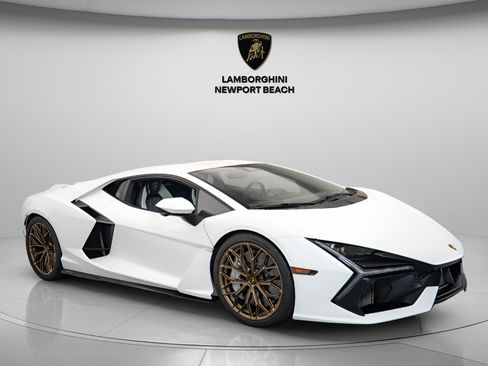 Used 2024 Lamborghini Revuelto AWD/4WD image 1