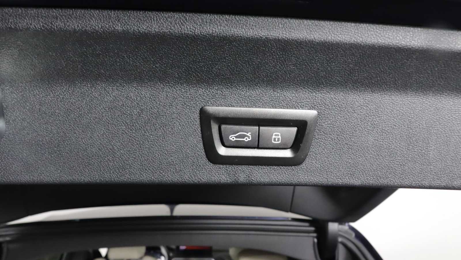 Used 2024 BMW X3 xDrive30i w/ Premium Package AWD/4WD image 30