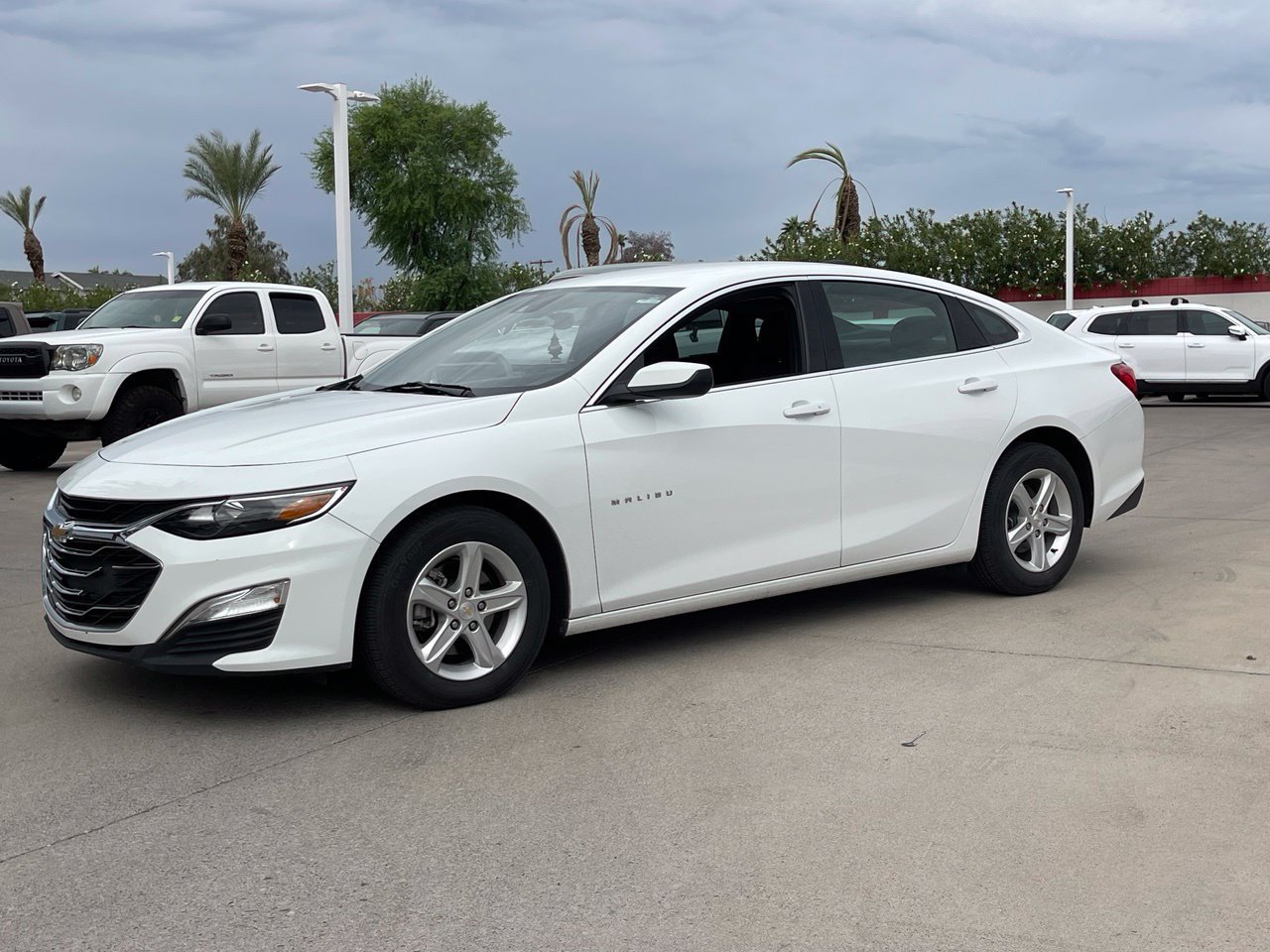 Used 2024 Chevrolet Malibu LS FWD image 4