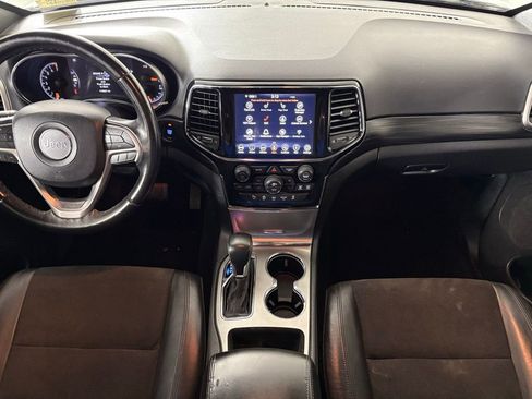 Used 2020 Jeep Grand Cherokee Altitude image 33