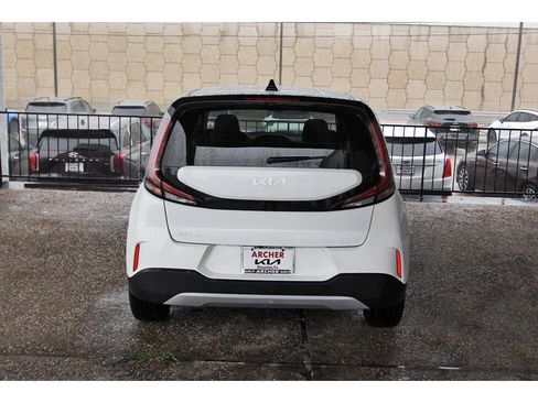 Certified 2023 Kia Soul LX w/ Option Group 015 FWD image 6