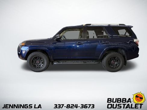 Used 2021 Toyota 4Runner SR5 Premium image 2