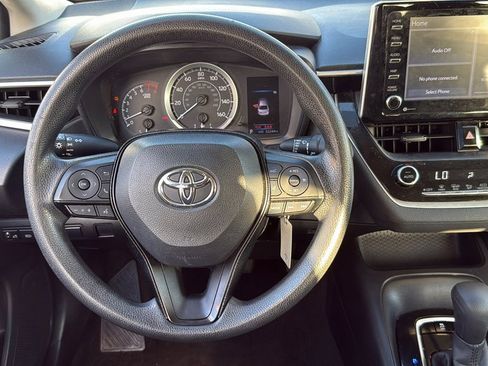 Used 2021 Toyota Corolla LE image 22