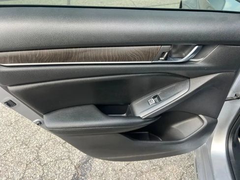 Used 2020 Honda Accord EX-L image 23