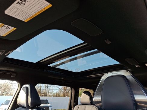 New 2026 INFINITI QX80 4WD image 11