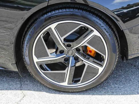 Used 2023 Audi RS e-tron GT w/ Carbon Performance Package AWD/4WD image 10