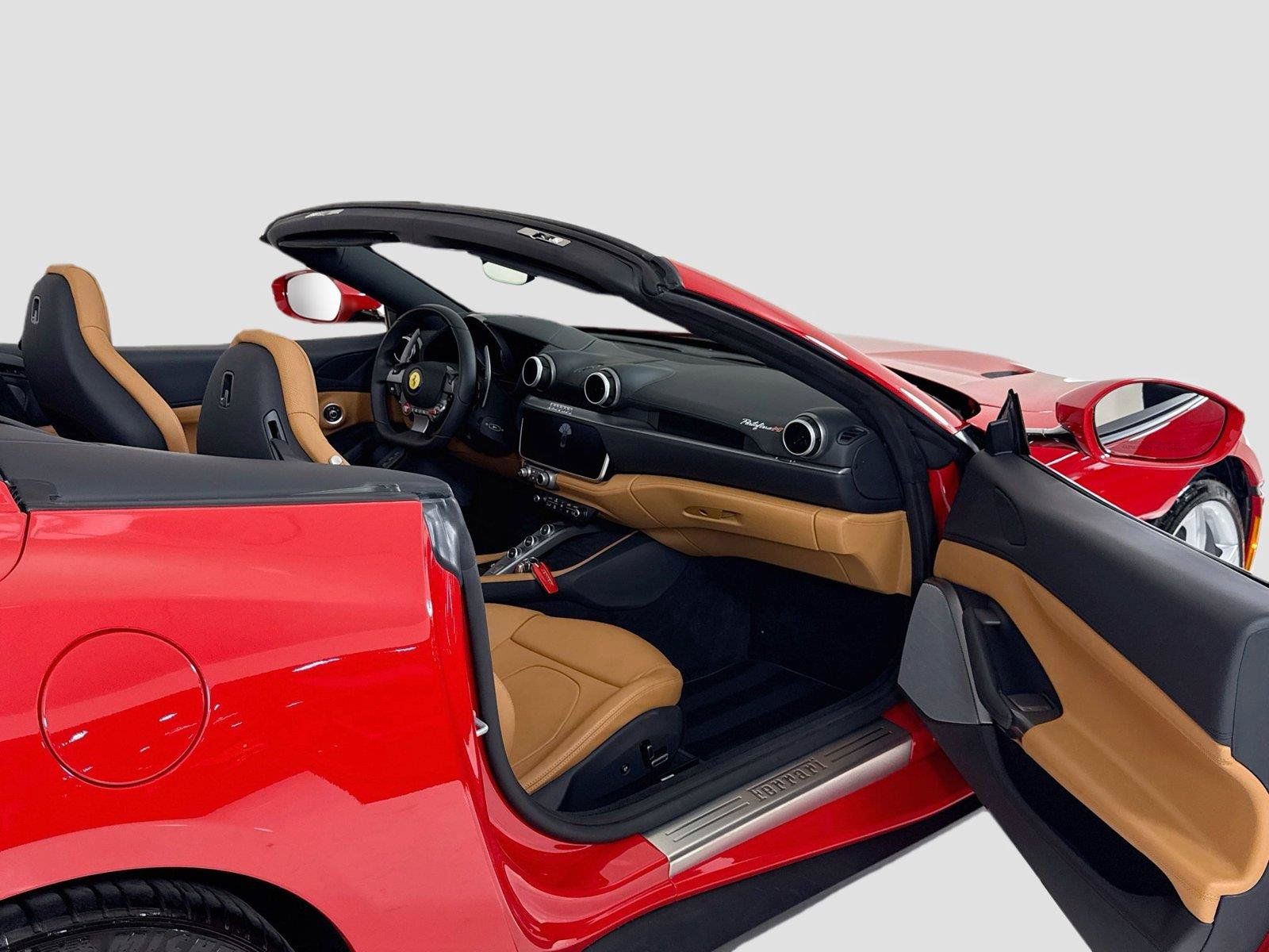 Used 2023 Ferrari Portofino M RWD image 27