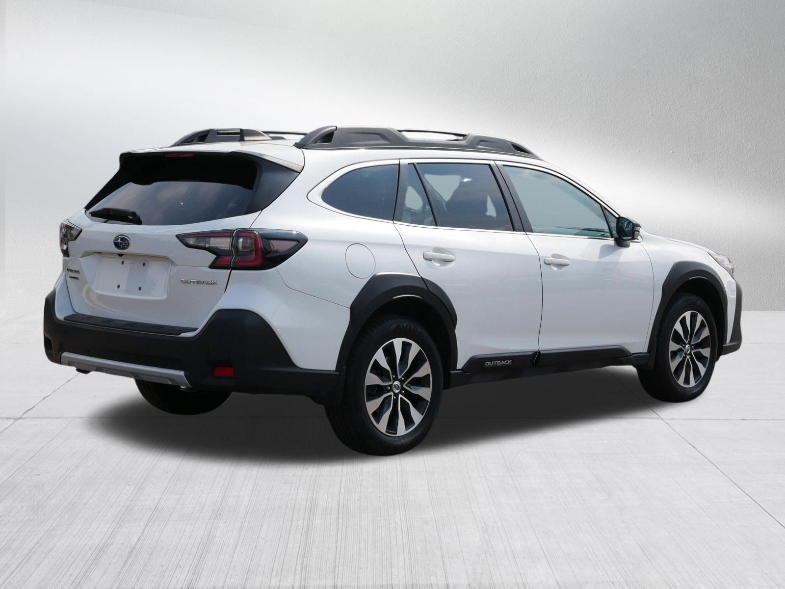Used 2024 Subaru Outback Limited AWD/4WD image 7